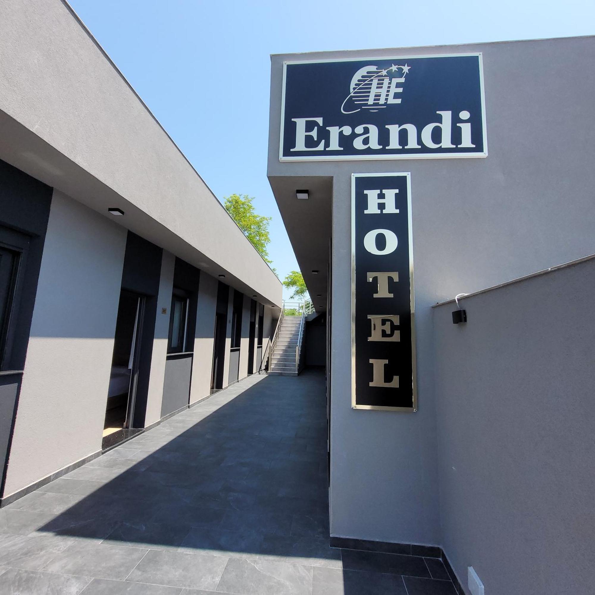 Hotel Erandi Rinas Екстер'єр фото