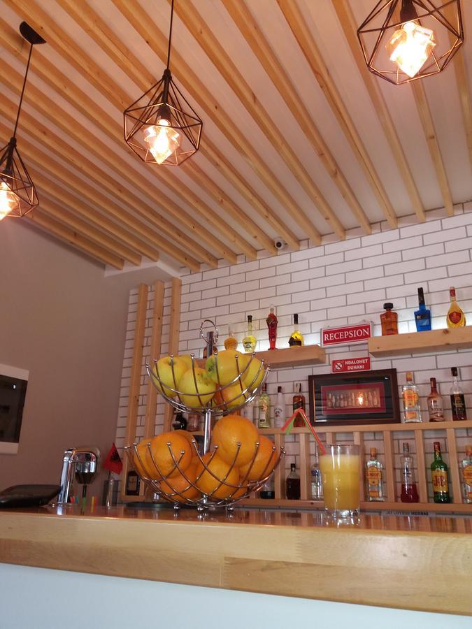Hotel Erandi Rinas Екстер'єр фото